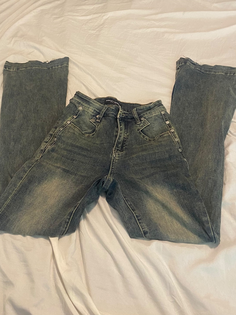 Ashley Mason High-Rise Washed Blue Jeans